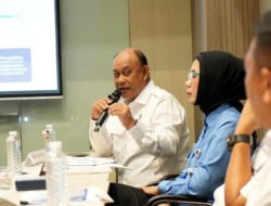 Kepala BGN Tegaskan Pentingnya Keterbukaan Informasi dan Edukasi MBG, dari Website Resmi hingga Call Center SAGI 127