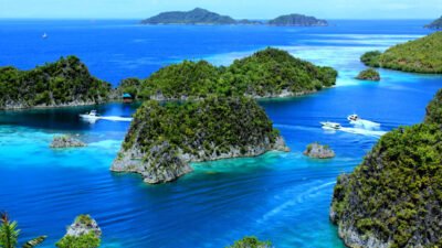 Selain Bali, Ini 6 Destinasi Wisata di Indonesia yang Diincar Turis Asing